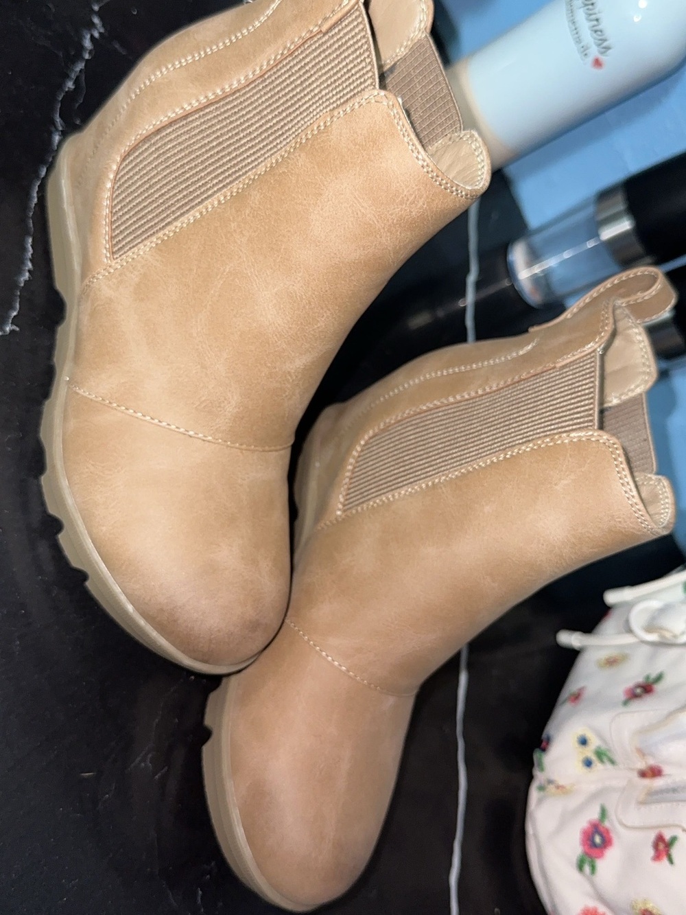 Athlefit Wedge Hidden Heel Chelsea Ankle Boots